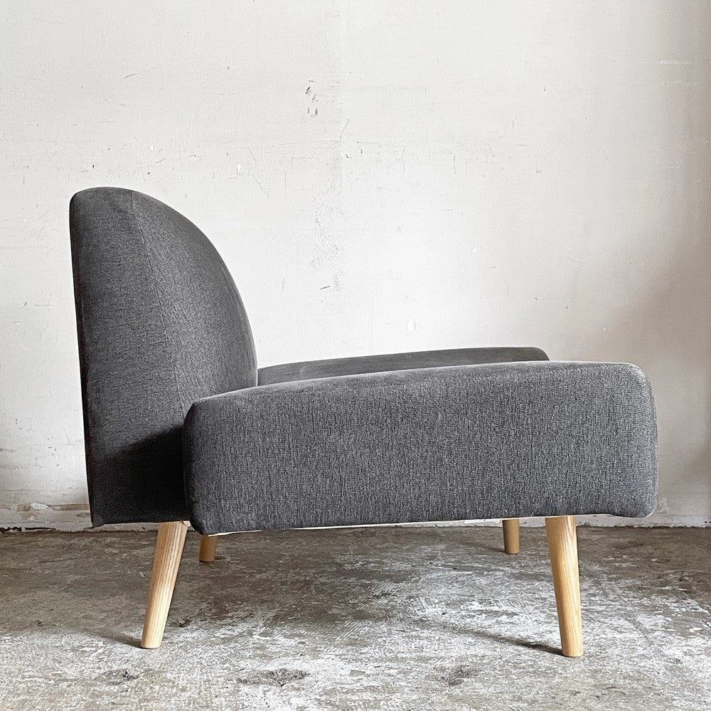 イデー IDEE アーオ ソファ AO SOFA 1シーター 1Pソファ 1人掛け チャコール ファブリック 岡嶌要 モダンデザイン 参考定価￥54,900- ■