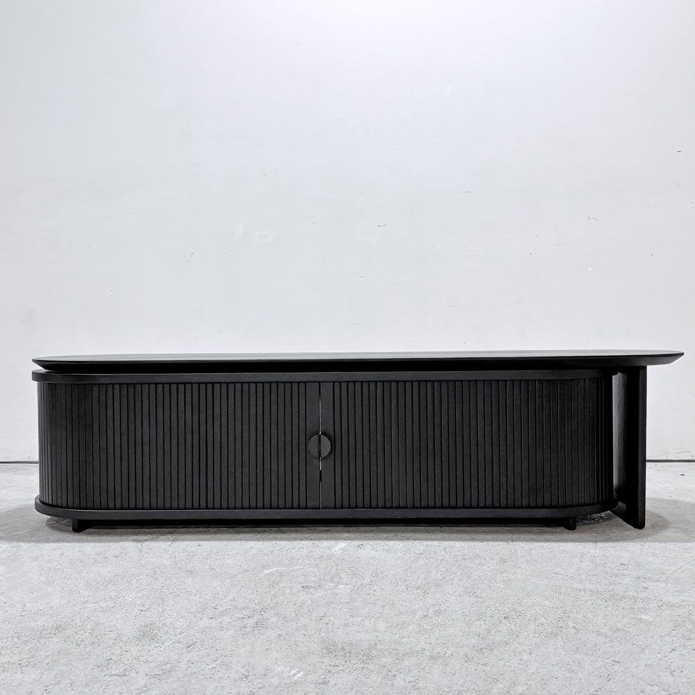 ノーウェアライクホーム NOWHERE LIKE HOME リンダ LINDA テレビボード ローボード w150～246cm オーク材 蛇腹扉 スチール ブラック 関家具 参考価格￥155,100-  展示品  ●