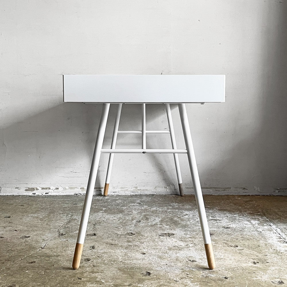 ボーコンセプト Boconcept クパチーノ デスク Cupertino Desk 書斎 学習机 W140cm オーク材 リバーシブル天板 北欧 デンマーク 定価134,900円 ■
