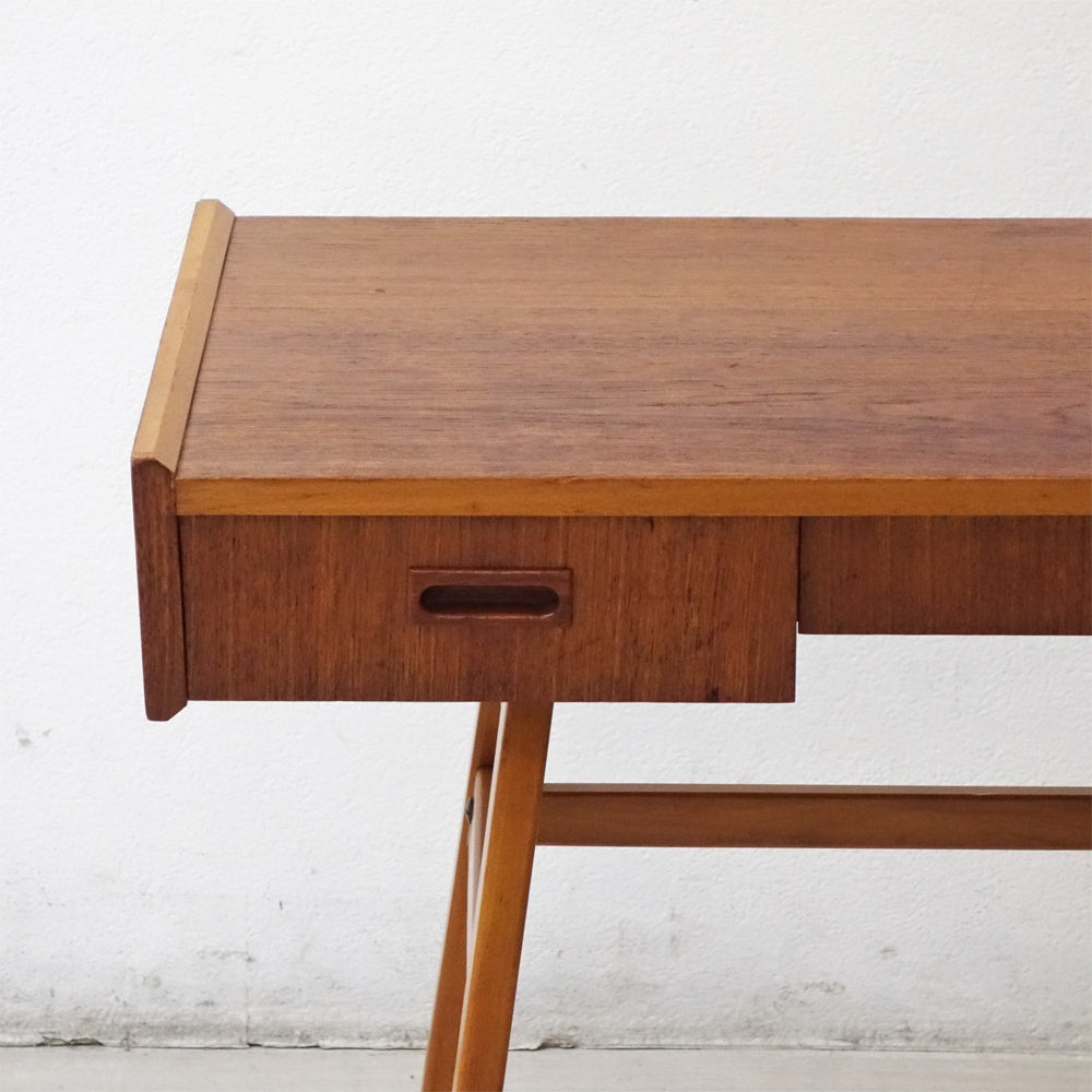 北欧ビンテージ Scandinavian Vintage チーク材 コンソールデスク ドラフティングテーブル W99cm ●