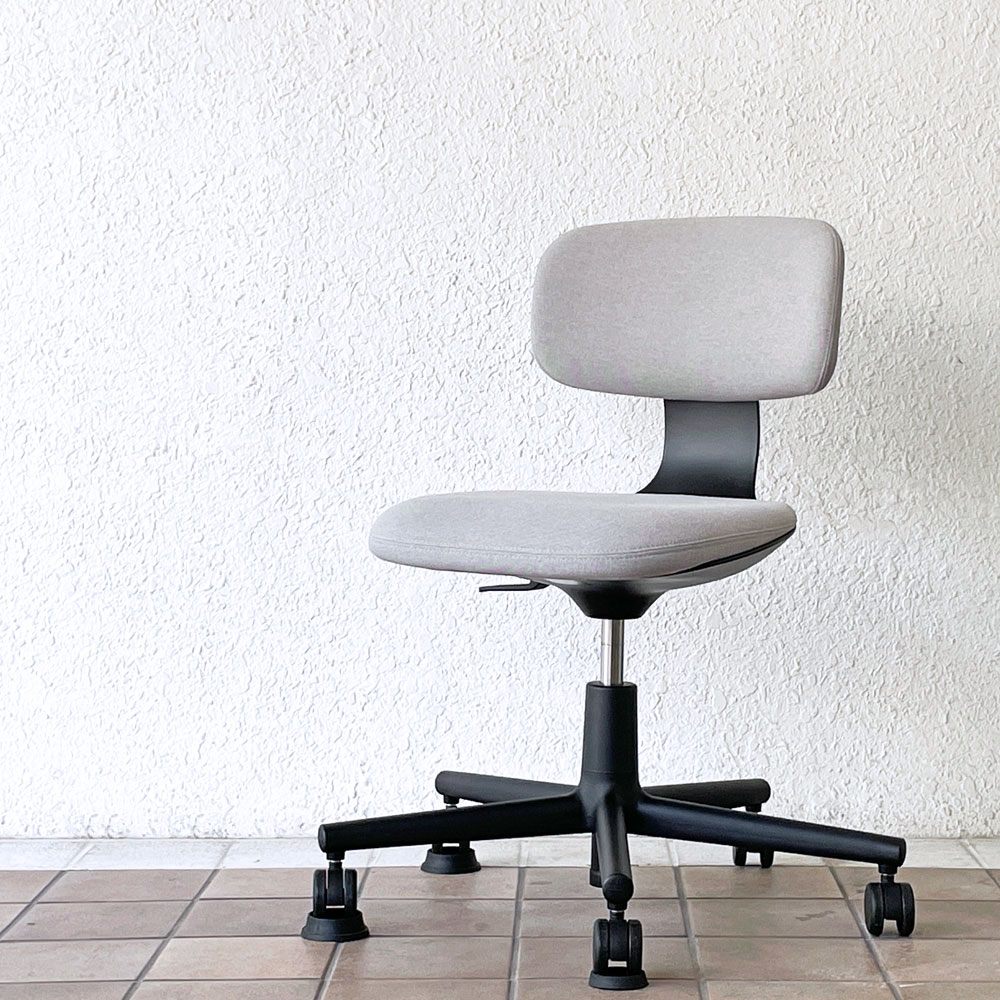ヴィトラ vitra ルーキー Rookie デスクチェア キャスターチェア コンスタンチン・グルチッチ グレー系ファブリッック 定価￥78,100- ◇