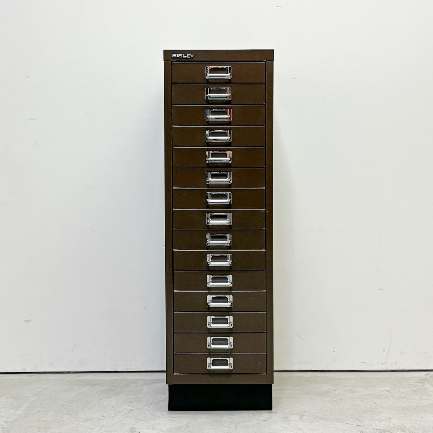 ビスレー BISLEY ベーシック BASIC 39/15 15段ドロワー キャビネット A4サイズ ブラウン トレイ×1 付属 ●
