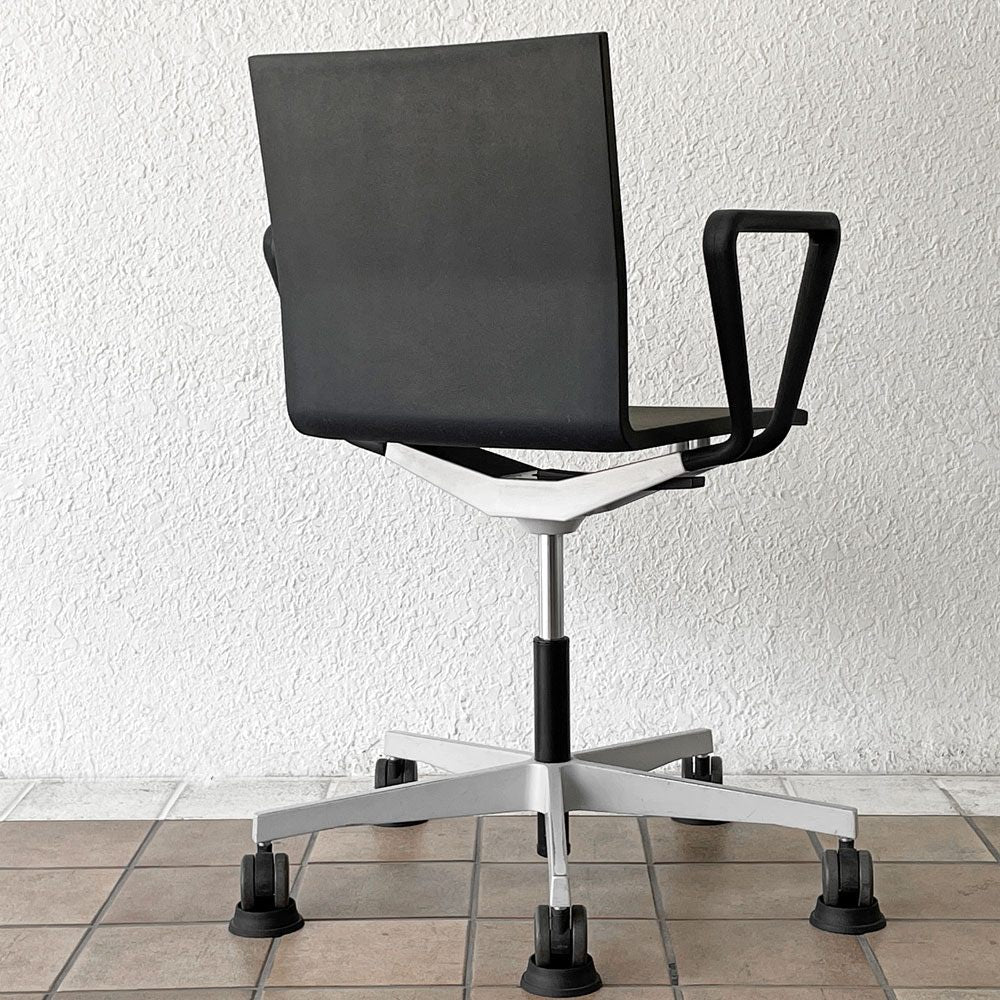 ヴィトラ vitra ゼロフォー 04. スタジオチェア アームチェア ブラック マールテン・ヴァン・セーヴェレン 昇降機能 デスクチェア◇