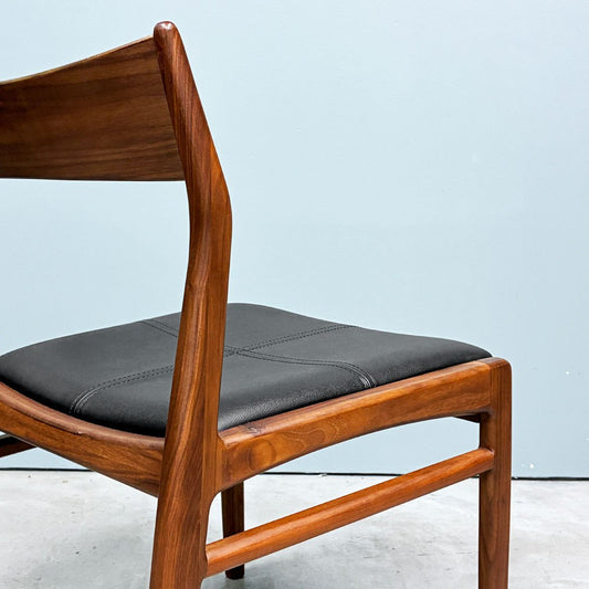 ノーウェアライクホーム NOWHERE LIKE HOME オーウェン OWEN ダイニングチェア Dining Chair アームレス ウォールナット材 PVCレザー ◎