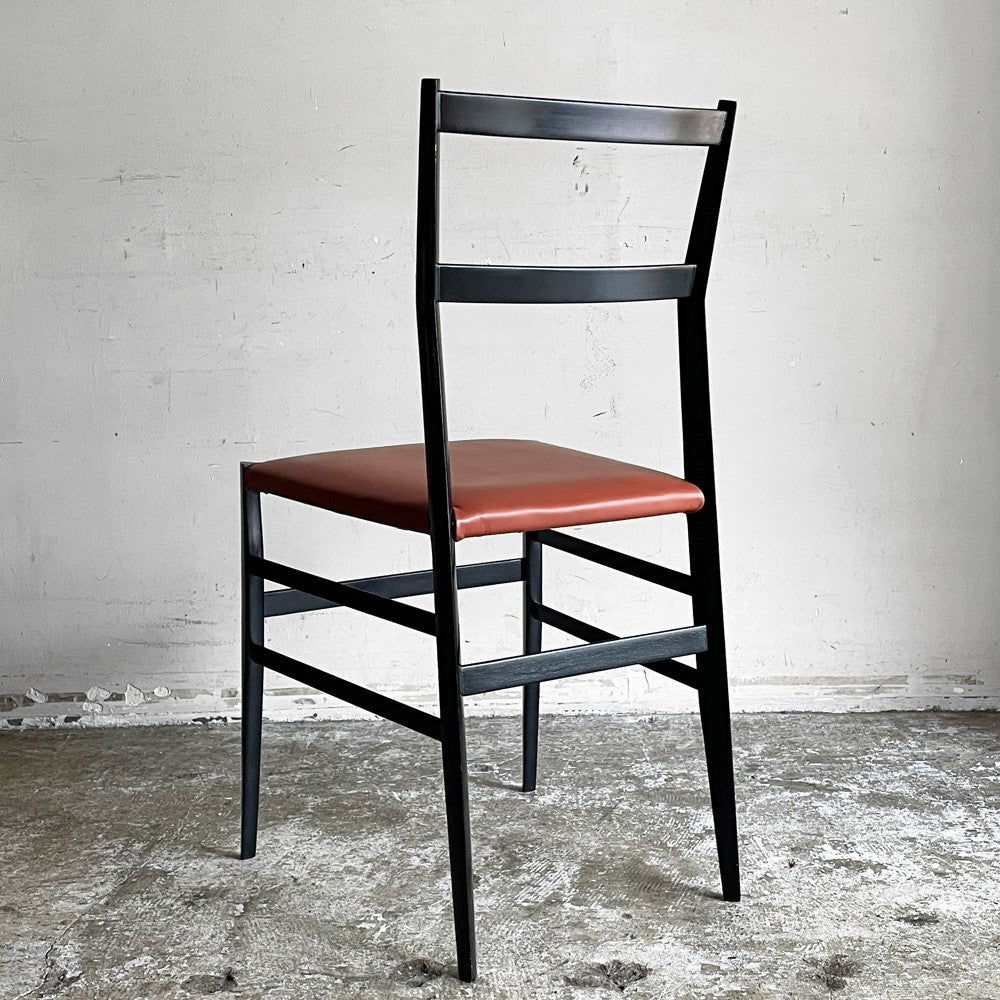 カッシーナ Cassina 699 スーパーレジェーラ SUPERLEGGERA チェア ダイニングチェア ブラックカラー アッシュ材 レザーシート ジオ・ポンティ ■