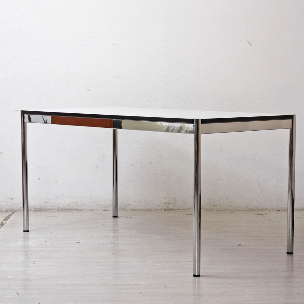 USMモジュラーファニチャー USM Haller USMハラーテーブル ワーキングデスク ダイニングテーブル W150×D75×H74cm アジャスター パールグレーラミネート(ホワイト) 高さ調整機能付 A ●