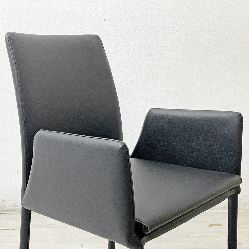 アビタスタイル AbitaStyle アマンダ Amanda アームチェア ダイニングチェア リサイクルレザー モダンデザイン A ●