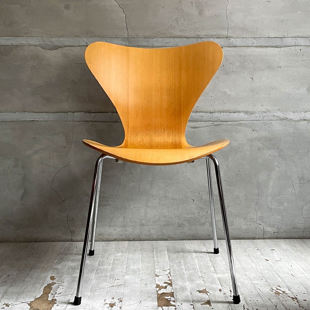フリッツハンセン Fritz Hansen 3107 セブンチェア ビーチ材 ナチュラル ラッカー仕上げ アルネ・ヤコブセン スタッキング デンマーク 北欧家具 B ♪