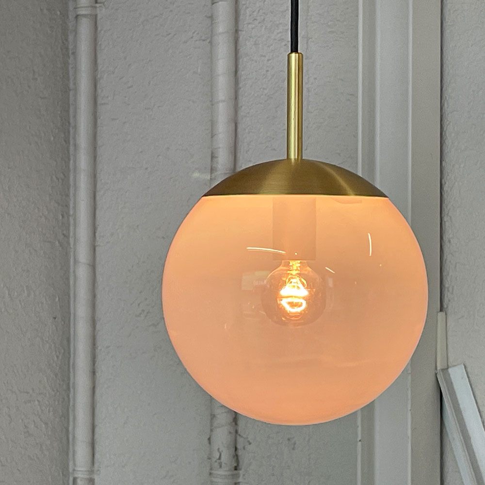 ニューライトポタリー NEW LIGHT POTTERY ソラリス Solaris 200 opal 真鍮 マウスブローガラス ペンダントライト 定価90,200円 ◇