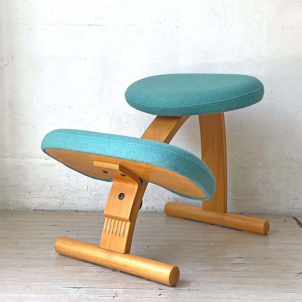 リボ Rybo バランスイージー Balans Easy バランスチェア ライトブルー 学習椅子 姿勢矯正 ★