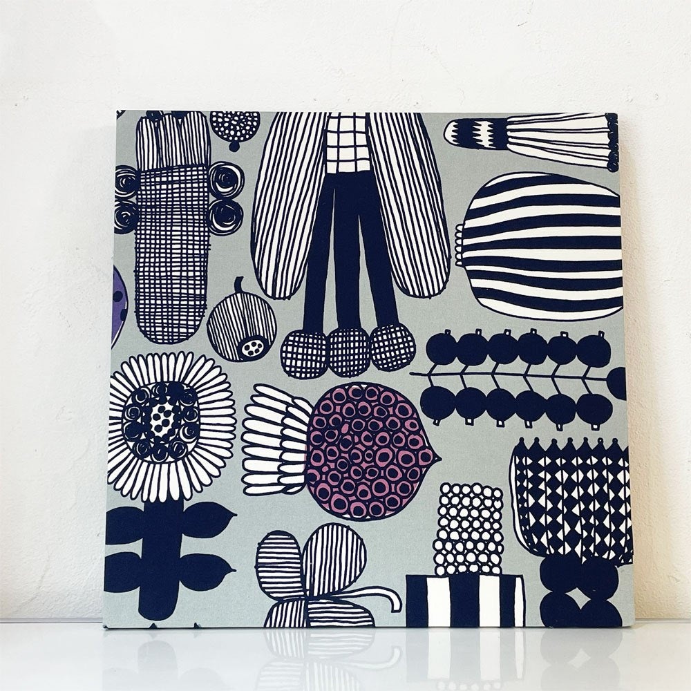 マリメッコ marimekko プータルフリン・パルハート PUUTARHURIN PARHAAT ファブリックパネル 40x40cm マイヤ・ロウエカリ フィンランド 北欧雑貨 ★