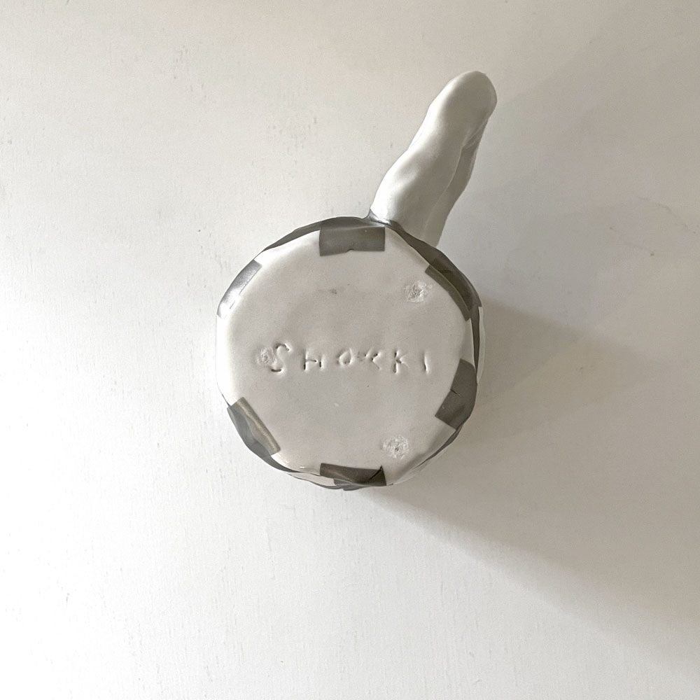 ショッキ SHOKKI セラミック マグカップ ハンドメイド ホワイト×グレー チェック柄 参考価格￥13,800- ◎
