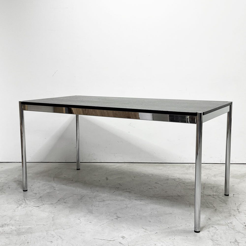 USMモジュラーファニチャー USM Haller USMハラーテーブル ワーキングデスク ダイニングテーブル オーク材 ブラック W150cm アジャスター付 高さ調整リング付き スイス ●