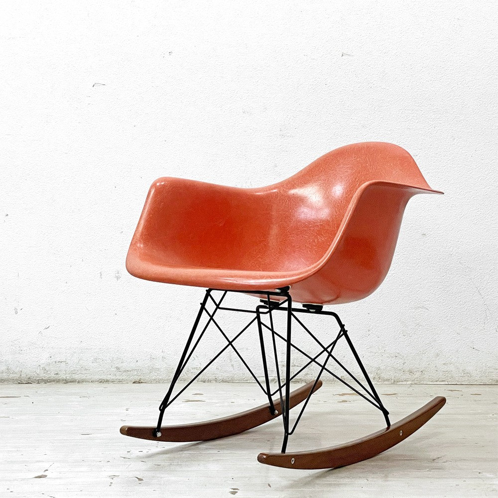 ハーマンミラー Herman Miller 2ndビンテージ アームシェルチェア FRP製 レッドオレンジ ロッカーベース シルバーメダル メダリオン C&R イームズ ミッドセンチュリー ●