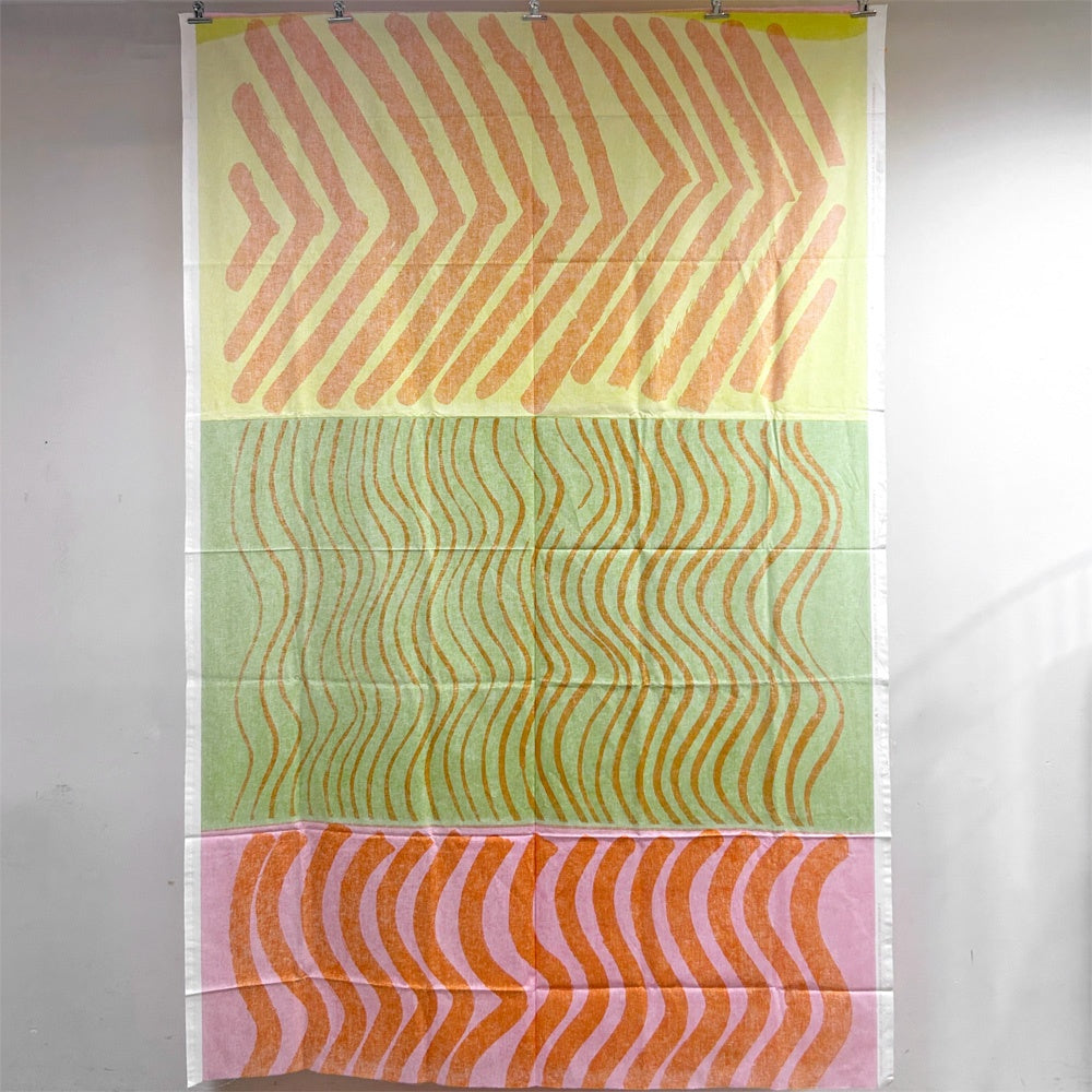 マリメッコ marimekko シルッキクイッカ SILKKIKUIKKA 生地 224cm ファブリック マイヤ・イソラ ●