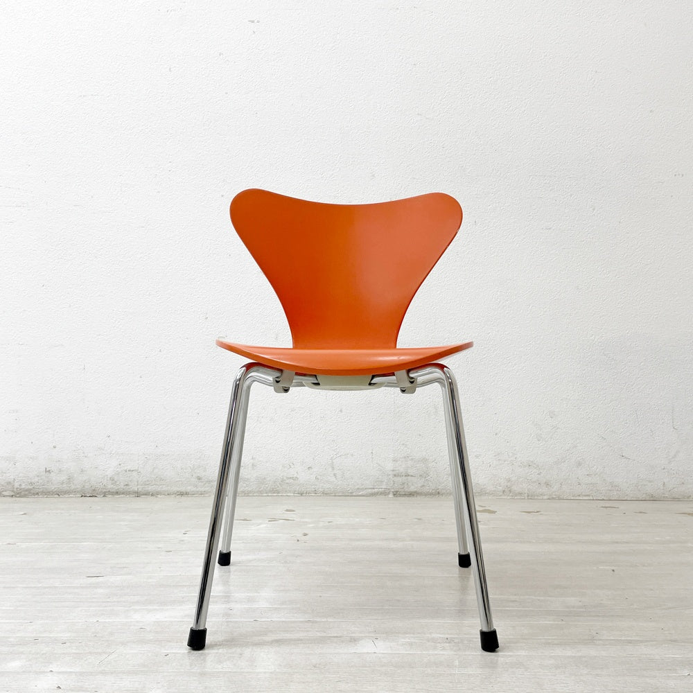 フリッツハンセン Fritz Hansen セブンチェア キッズ 子供イス アルネ・ヤコブセン Arne Jacobsen オレンジ 廃番色 ●