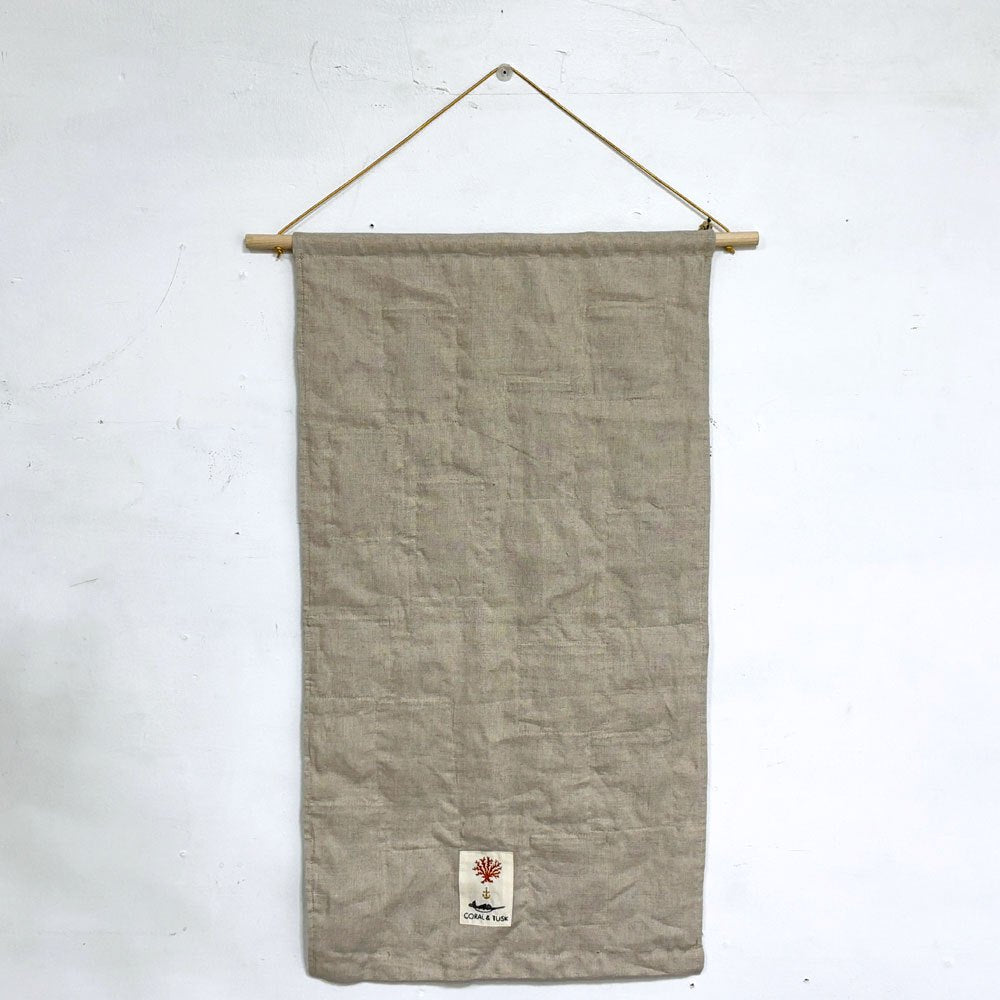 コーラルアンドタスク Coral & Tusk ツリートリマーズ Tree Trimmers 12days アドベントカレンダー タペストリー クリスマス ファブリック 刺繍 参考定価￥39,600- 廃番 ●