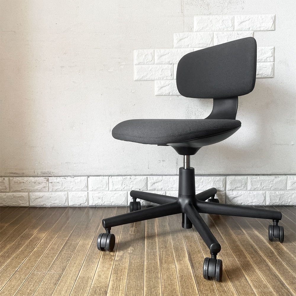 ヴィトラ vitra ルーキー Rookie デスクチェア キャスターチェア ダークグレーファブリック ×ディープブラック 高さ調整可 コンスタンチン・グルチッチ 定価￥78,100- ◎