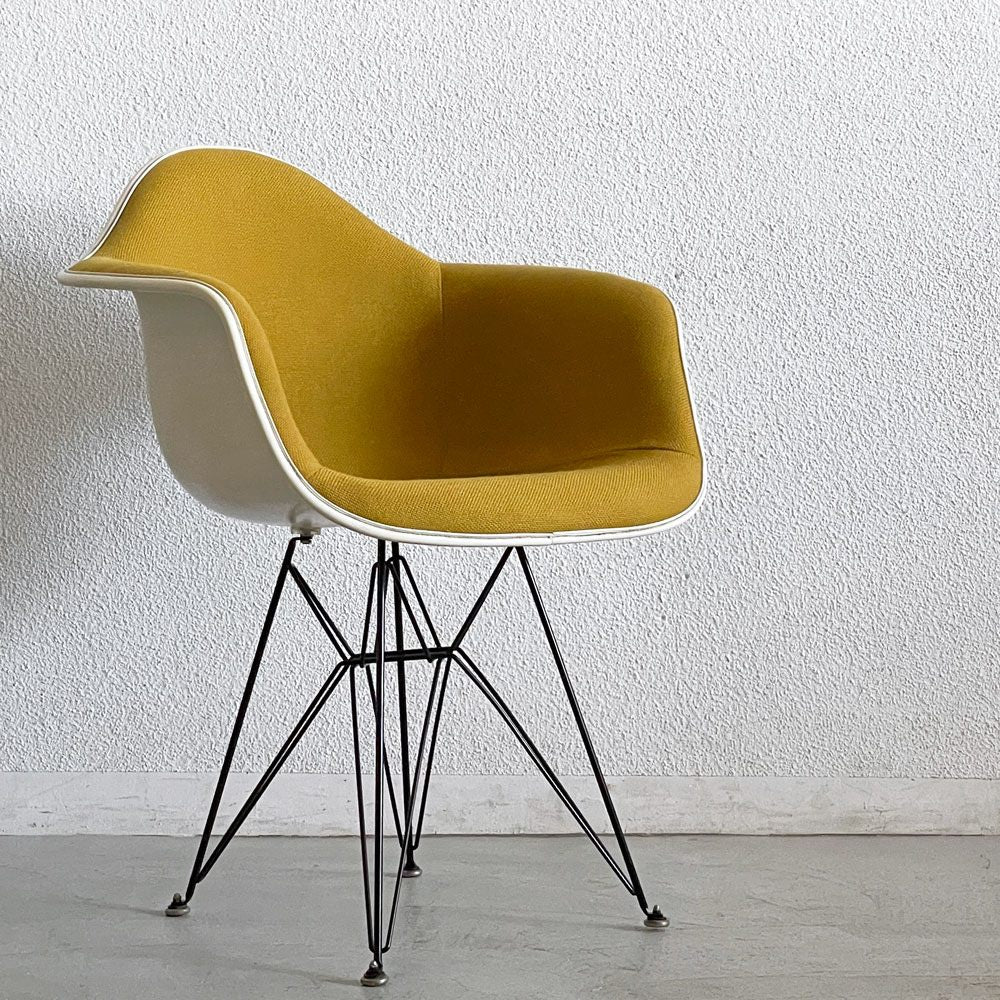 ハーマンミラー Herman Miller MFS製 アームシェルチェア FRP アプホルスター エッフェルベース ミッドセンチュリー イームズ ビンテージ 現状品 ◇