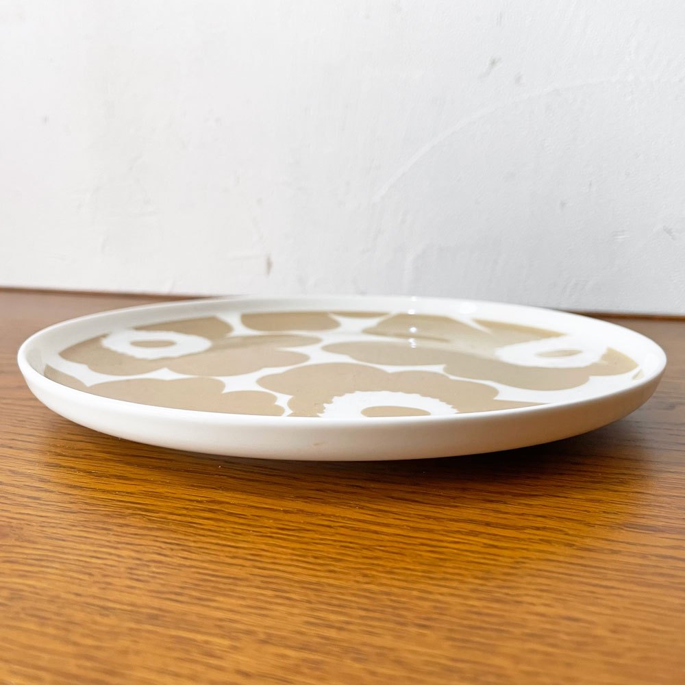 マリメッコ marimekko ウニッコ UNIKKO ラウンドプレート Φ20cm ベージュ マイヤ・イソラ Maija Isola フィンランド 北欧食器 ★