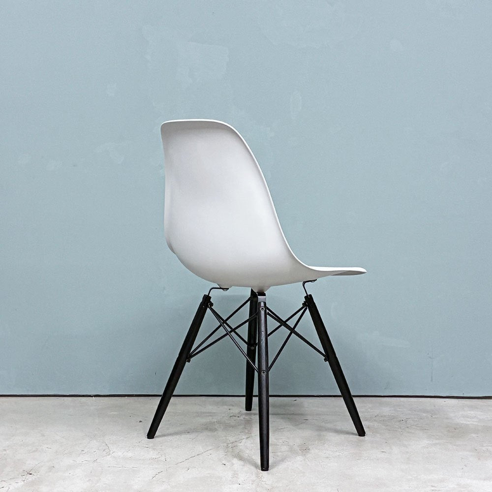 ハーマンミラー HermanMiller サイドシェルチェア ドゥエルレッグ ブラック×エボニー ポリプロピレン製 イームズ ミッドセンチュリー ◎