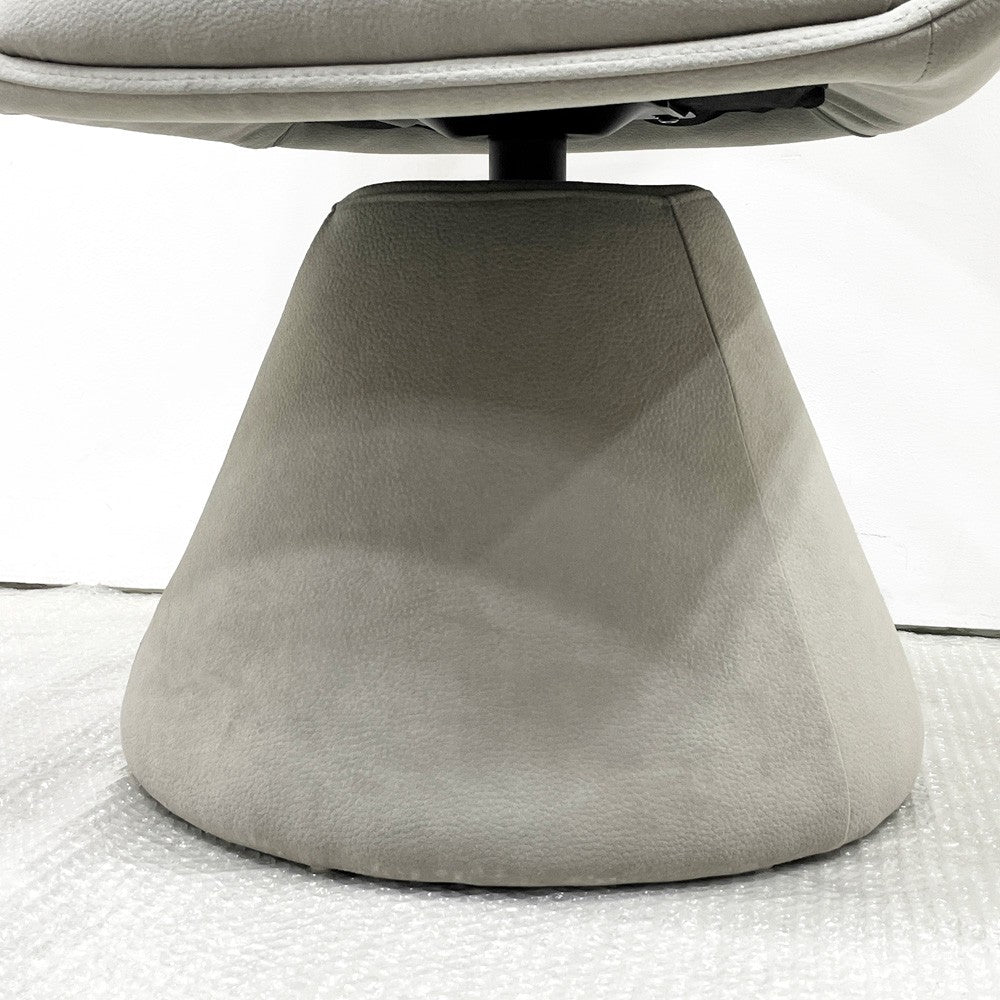 モーダエンカーサ moda en casab エアロチェア AERO chair ダイニングチェア 回転式 モダン 定価￥41,800ｰ 新品未使用品 ●