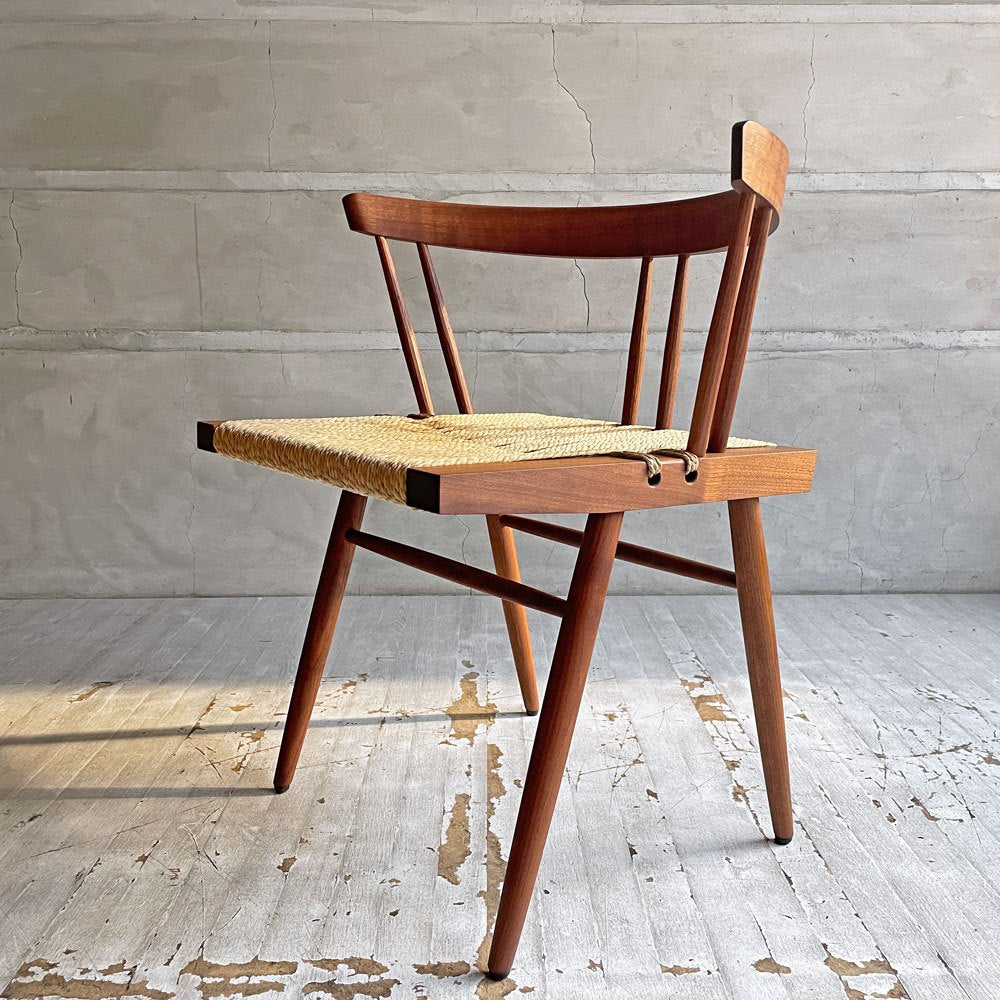 桜製作所 グラスシートチェア GRASS SEATED CHAIR アームチェア ウォールナット無垢材 い草 ジョージ・ナカシマ George Nakashima 焼印有り ♪