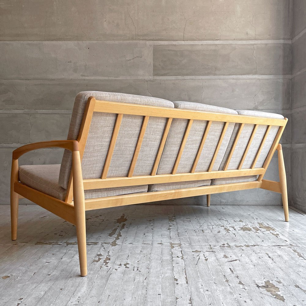 宮崎椅子製作所 ペーパーナイフソファ Paper Knife Sofa 3P 3人掛け W168cm ブナ無垢材 ファブリック Bランク ベージュ カイ・クリスチャンセン 定価：￥379,280- ♪