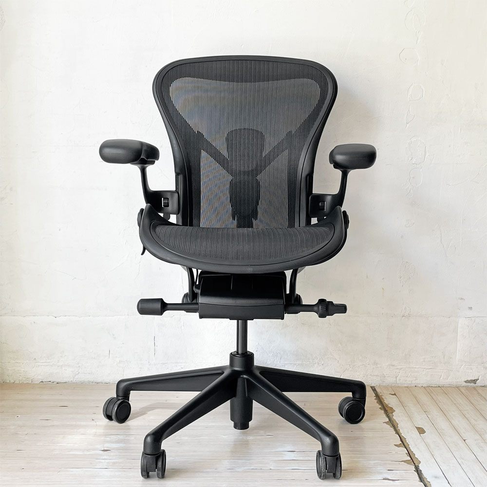 ハーマンミラー Herman Miller アーロンチェア リマスタード フル装備 Aサイズ デスクチェア オフィスチェア オニキスウルトラマット アルミダイキャスタベース ポスチャーフィット 2022年製 ★
