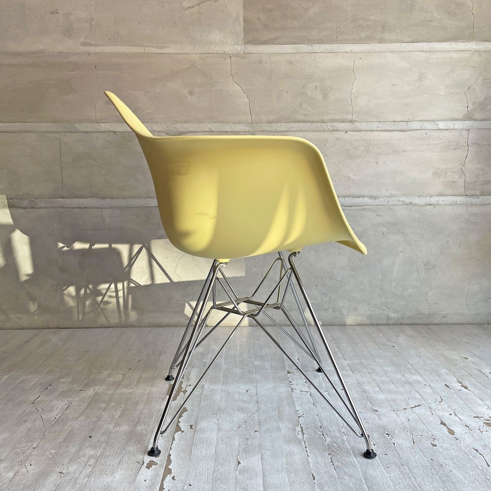 ハーマンミラー Herman Miller アームシェルチェア ポリプロピレン エッフェルベース ペールイエロー PALE YELLOW イームズ C&R ミッドセンチュリー 廃番カラー♪