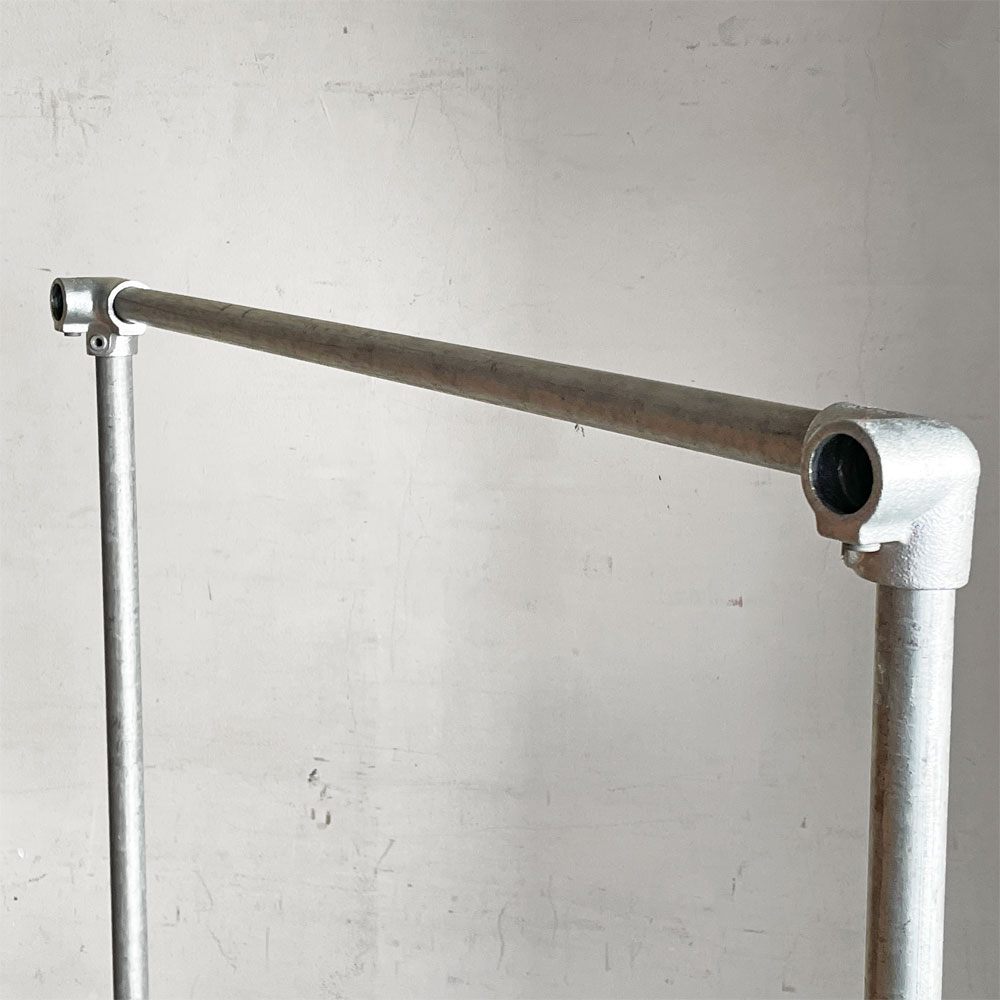 キークランプ KeeKlamp 単管パイプ ガス管 ハンガーラック パイプ H135.5cm インダストリアルデザイン 店舗什器 ■
