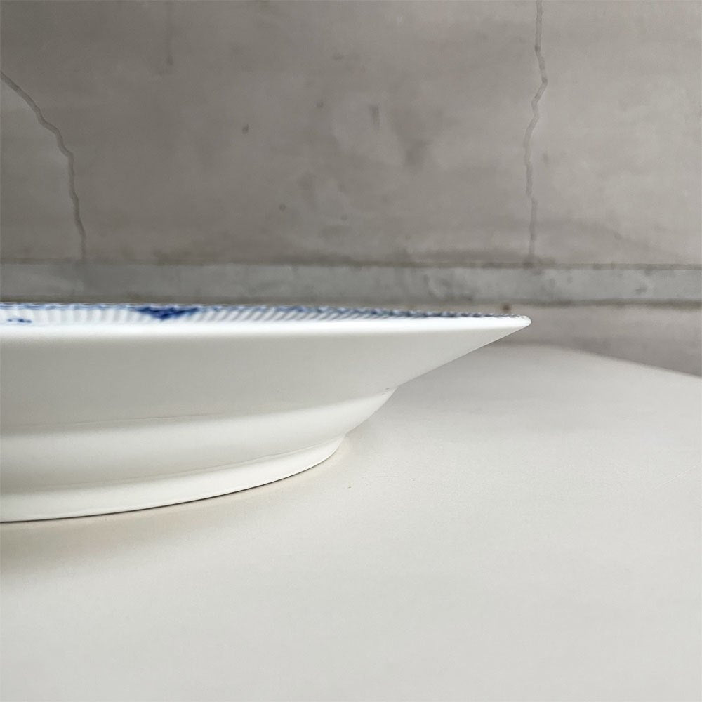 ロイヤルコペンハーゲン ROYAL COPENHAGEN ブルーフルーテッド ハーフレース ディーププレート 25.5cm 深皿 丸皿 陶器 北欧食器 廃番 美品 D ♪