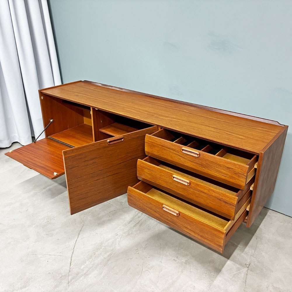 Bath Cabinet Makers サイドボード チーク材 UKビンテージ 英国家具 北欧スタイル ◎