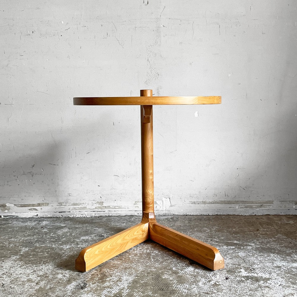 ナチュラルスタイル オーク無垢材 ラウンド サイドテーブル Y字レッグ Φ40cm H48cm ナチュラルモダンデザイン ■