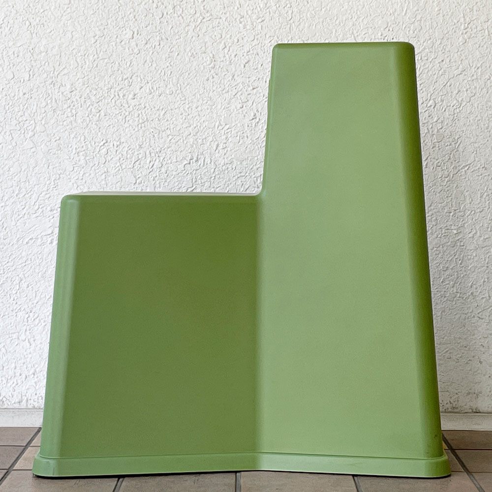 ヴィトラ vitra スツール ツール STOOL TOOL コンスタンチン・グルチッチ スタッキング インダストリアルグリーン スイス 定価48,400円 ◇