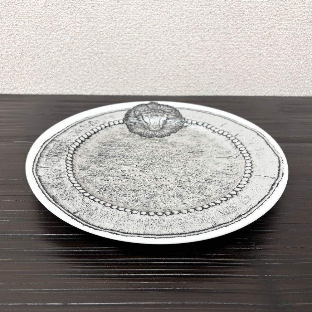 ママカロン ma.macaron ライオンのお皿(刺繍) の転写 プレート 26.5cm ディナープレート 大皿 磁器 現代作家 ◎