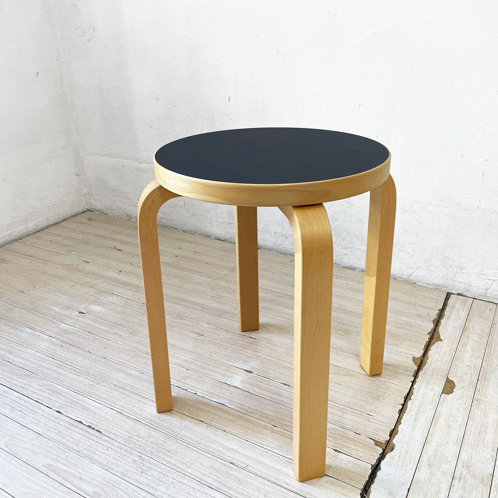 アルテック Artek スツール E60 Stool 4本脚 バーチ材 スコープ別注カラー リノリウム カーボン6 アルヴァ・アアルト フィンランド 北欧家具 ★