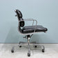 ハーマンミラー Herman Miller ソフトパッドグループ マネジメントチェア ローバック キャスター 5本脚 レザー ブラック イームズ ミッドセンチュリー ◎