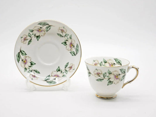 クラウンスタッフォードシャー Crown Staffordshire カップ＆ソーサー C/S 花柄 ホワイト UKビンテージ Vintage 英国 B ●