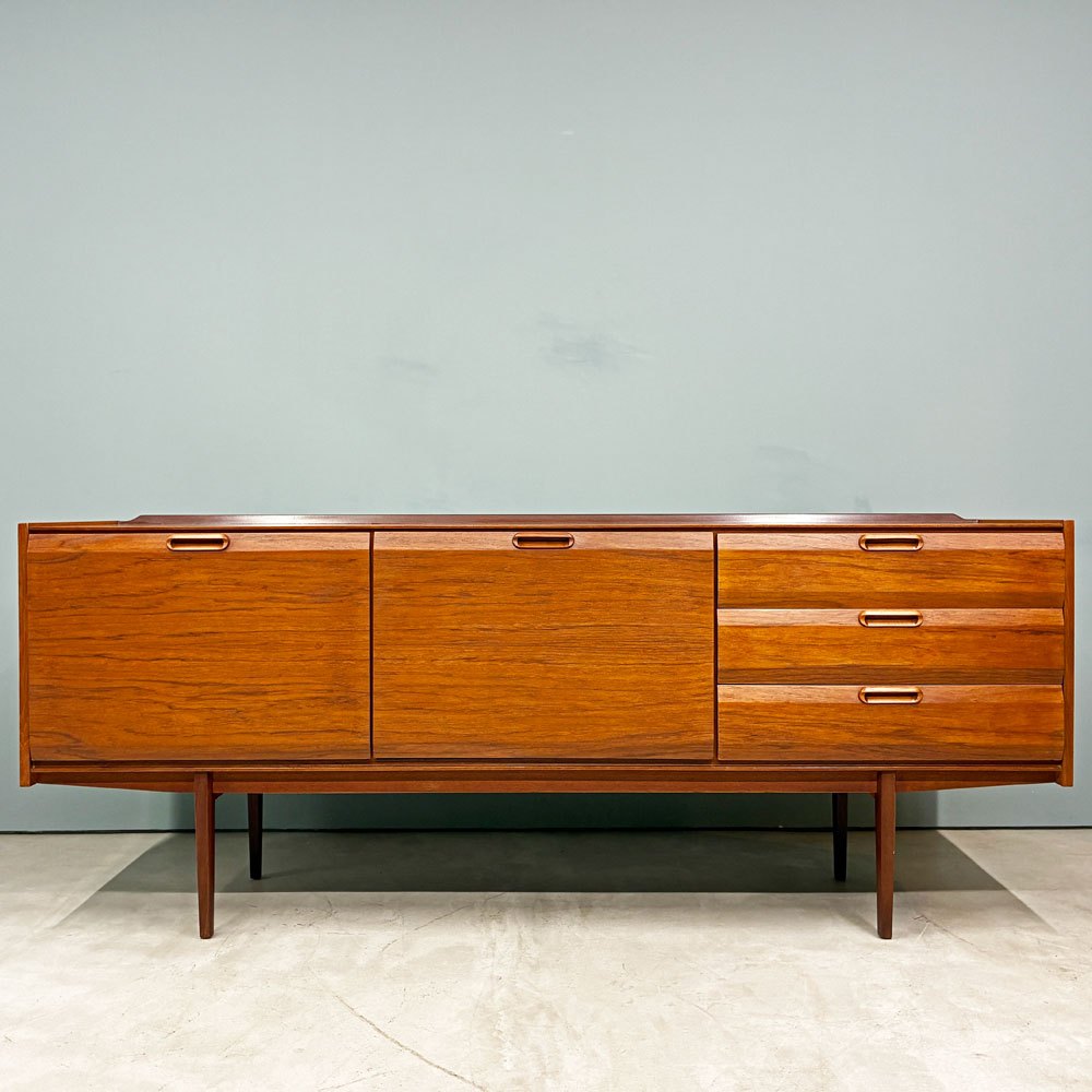 Bath Cabinet Makers サイドボード チーク材 UKビンテージ 英国家具 北欧スタイル ◎