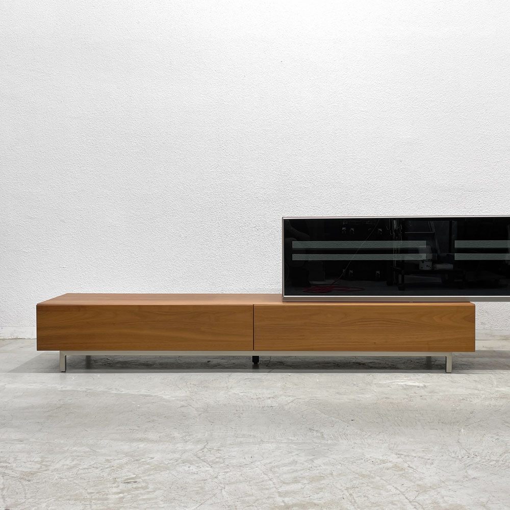 ボーコンセプト BoConcept ボラーニ Volani AVボード テレビボード スライド式 ウォールナット材 モダン ナチュラル 〓