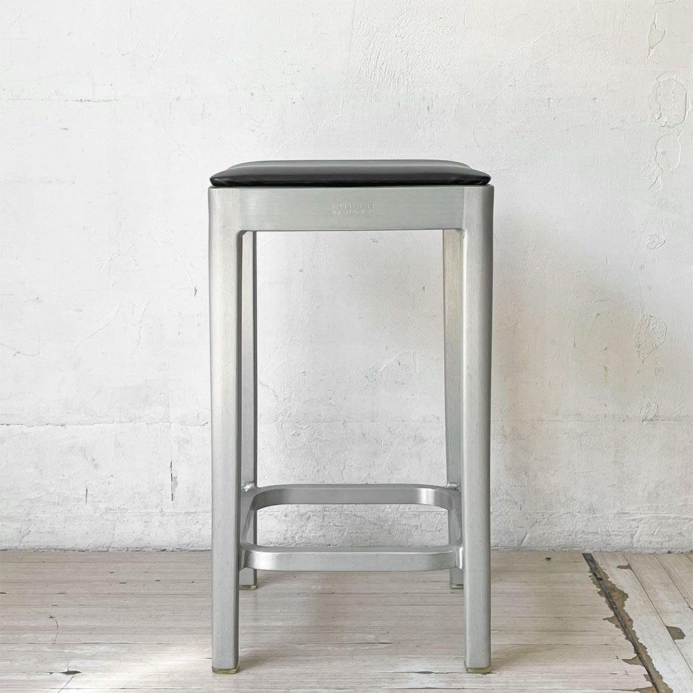エメコ EMECO カウンタースツール BARSTOOL H61cm シートクッション付き フィリップ・スタルク Philippe Starck ブラッシュドアルミ インダストリアルデザイン ★