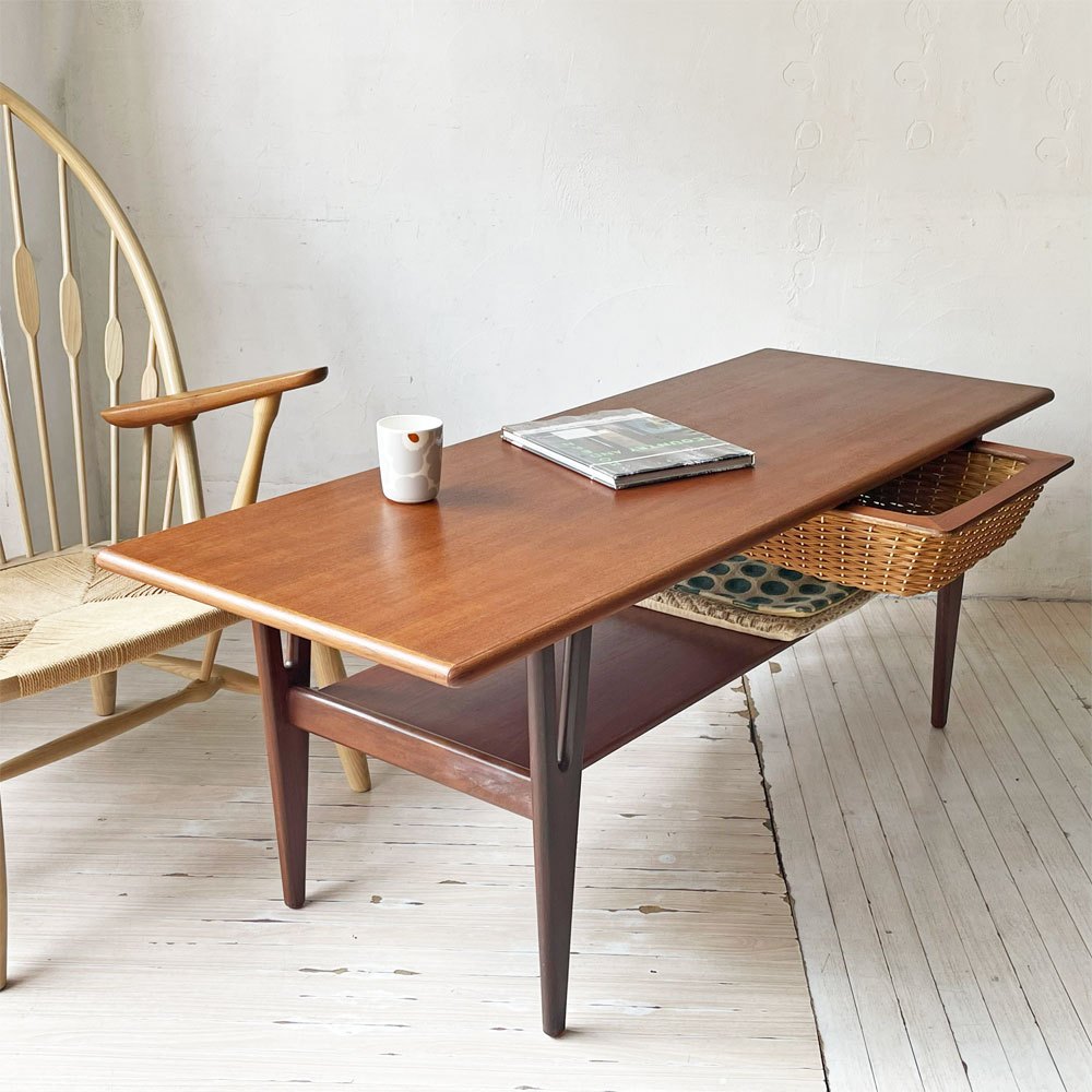 デンマークビンテージ Danish Vintage チーク材 コーヒーテーブル ローテーブル センターテーブル ラタンカゴ付き 北欧家具 ★
