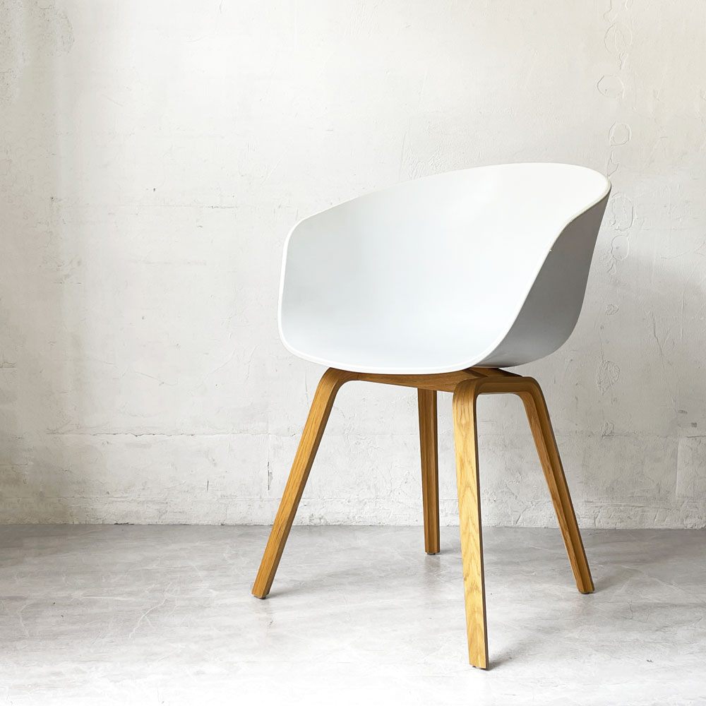 ヘイ HAY アバウト ア チェア ABOUT A CHAIR AAC22 アームチェア ダイニングチェア ホワイト ヒー・ウェリング 北欧家具 ￥59,400- ★