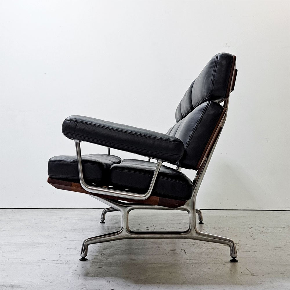 ハーマンミラー Herman Miller イームズソファ Eames Sofa 3シーター ウォールナット材 レザー ブラック C&R. イームズ ミッドセンチュリー ●