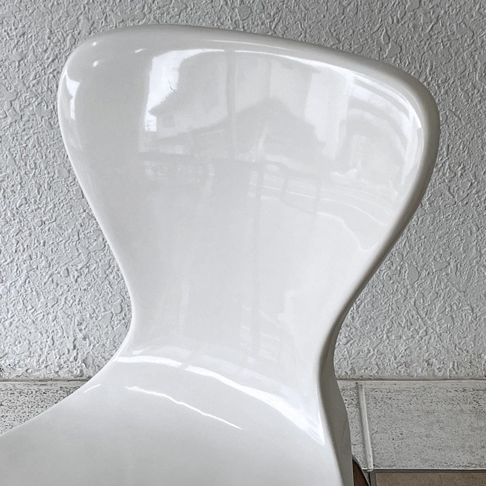 イデー IDEE ヨーンチェア YAWN CHAIR FRP ホワイト ダイニングチェア 廃番品 岡嶌 要 デザイン ◇