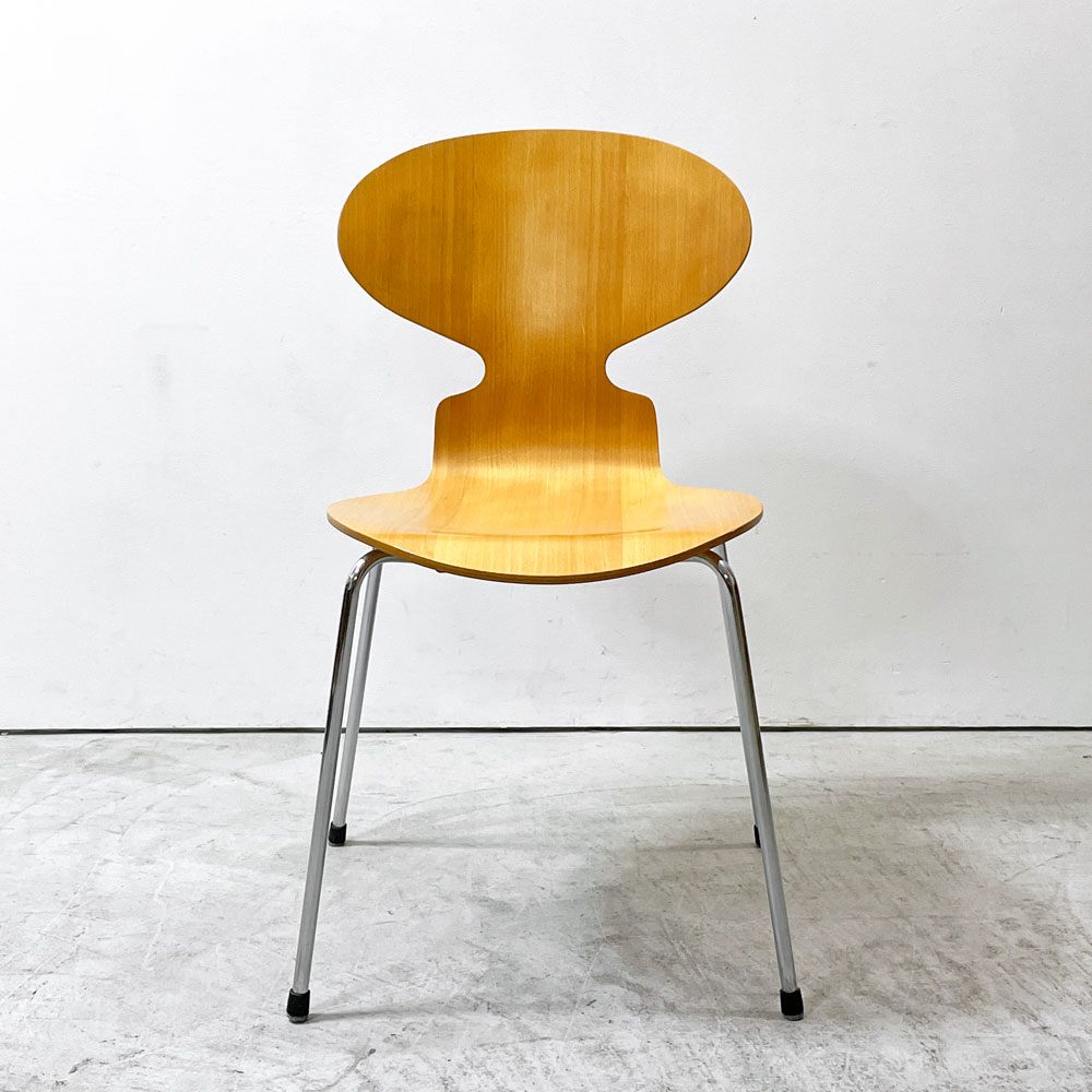 フリッツハンセン Fritz Hansen アントチェア 4本脚 ナチュラルビーチ ラッカー アルネ・ヤコブセン 北欧家具 A ●