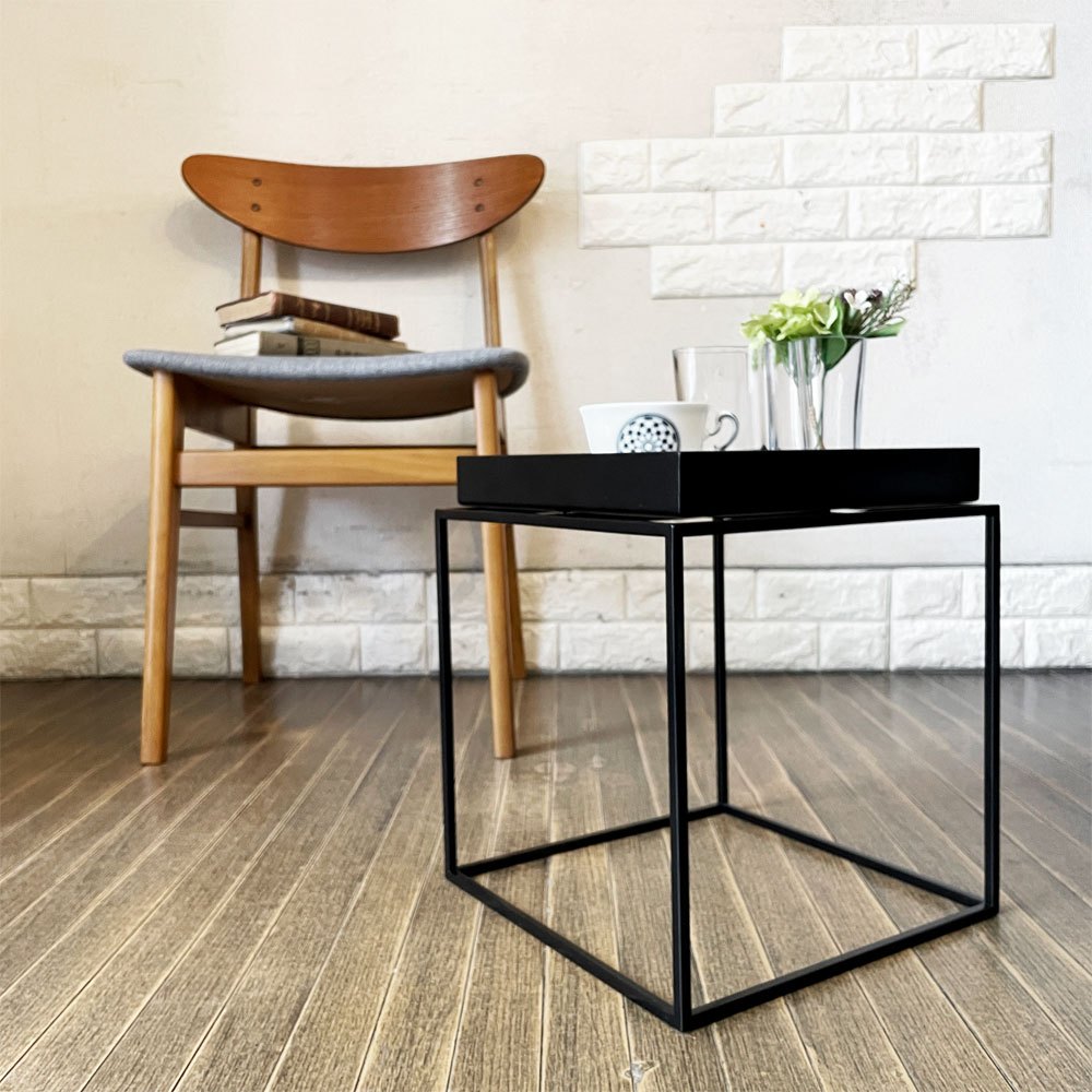 ヘイ HAY トレイテーブル Tray Table S サイドテーブル ブラック スクエア W30cm デンマーク 北欧家具 定価￥38,500- ◎