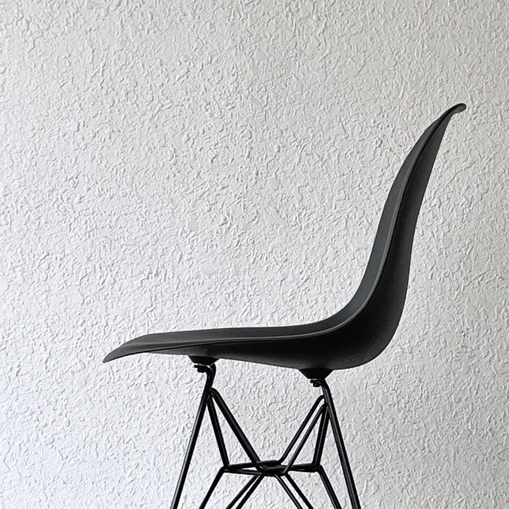 ハーマンミラー Herman Miller サイドシェルチェア ポリプロピレン製 オールブラック エッフェルベース C&R イームズ ミッドセンチュリー ◇