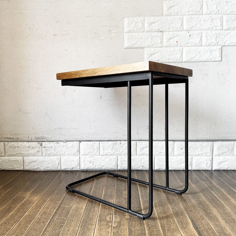 ライフファニチャー LIFE FURNITURE オークサイドテーブル U OAK SIDE TABLE コの字型 アイアン脚 H50cm 定価￥17,600- ◎